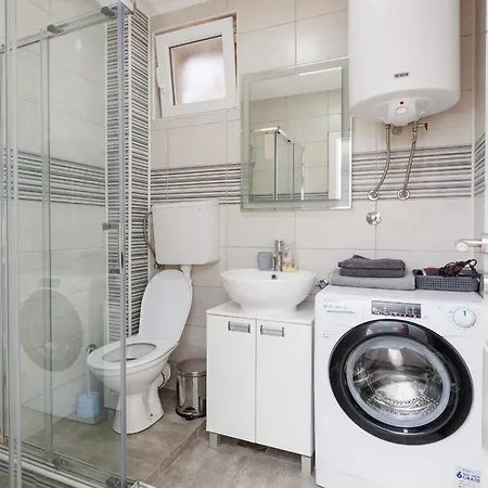 Apartman Naomi Белград Екстериор снимка
