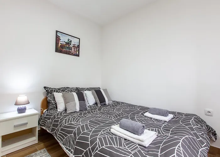 Apartman Naomi